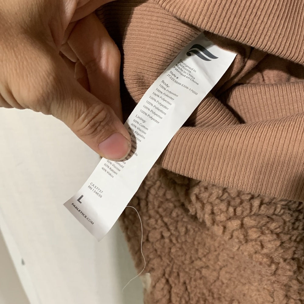 Fabletics Summit Sherpa Jacket, L - Picture 8 of 12